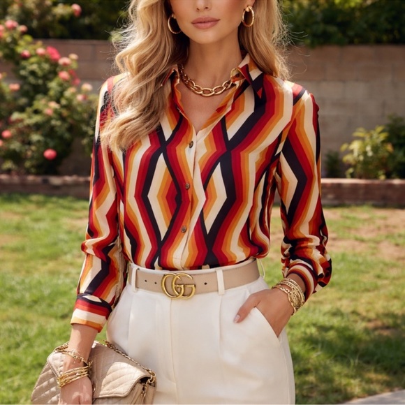 Anne Klein Tops - Anne Klein Red and Orange Geometric Top
